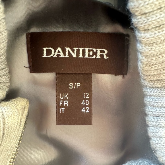 Vintage Danier Cream Leather Jacket - Picture 4 of 5